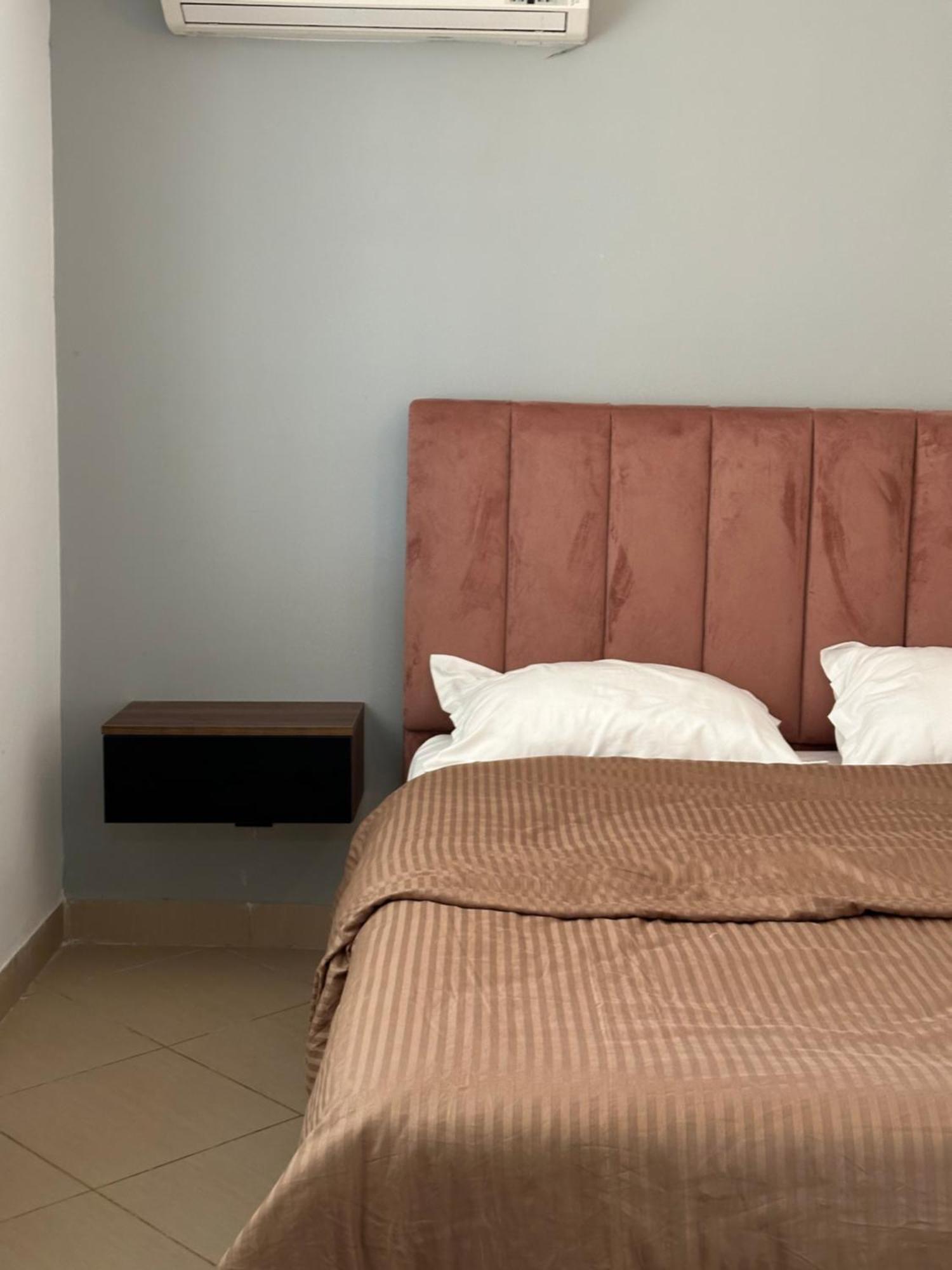 Duplex Cornish Lac2 * Tunis